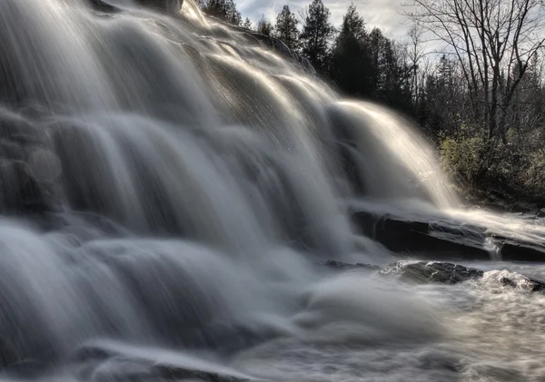 Noorden van michigan van watervallen obligatie valt — Stockfoto