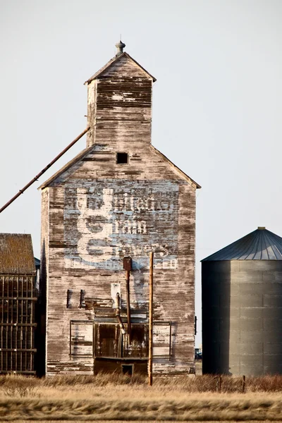 Alte Alte Getreideaufzug Saskatchewan Canada — Stockfoto
