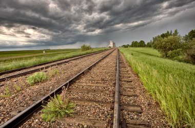 fırtına bulutları tahıl Asansör saskatchewan içinde