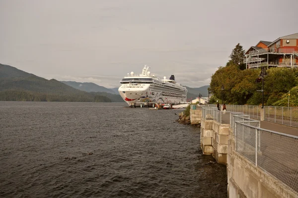 Cruise Liner Dock Prince Rupert — Stock Photo, Image