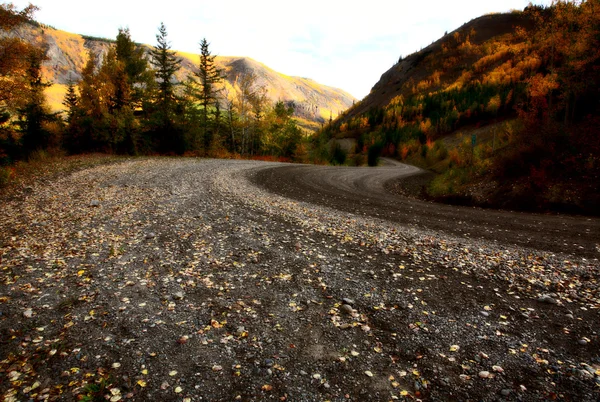 沿北不列颠哥伦比亚省道的秋色 — 图库照片