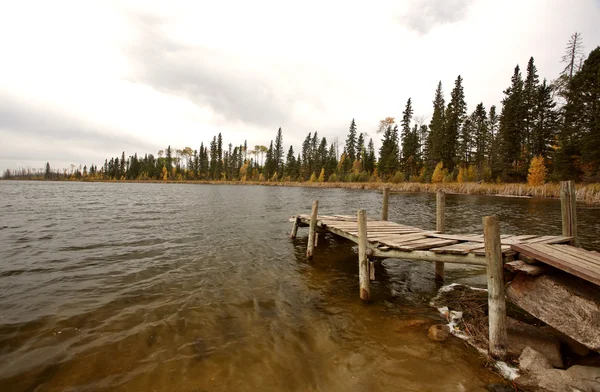 Doca Rickety Meadow Lake Park — Fotografia de Stock