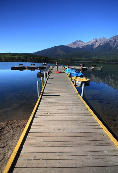 Piramida Jezioro Parku Narodowym Jasper — Zdjęcie stockowe