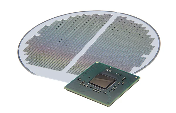CPU liggande på kisel wafer Royaltyfria Stockbilder