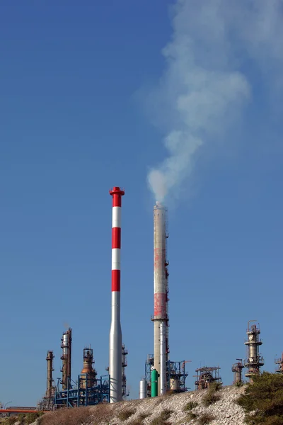Завод Переработке Нефти Лавере — стоковое фото