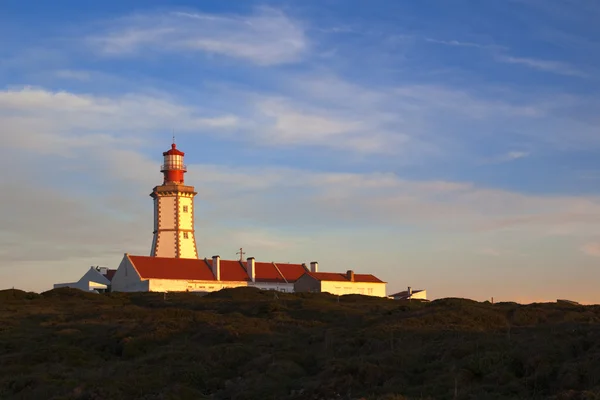 Faro di Cape Espichel alla luce del tramonto — Foto Stock