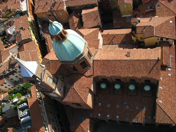 Δες Στην Εκκλησία Στην Μπολόνια Ιταλία Από Τον Πύργο Ασινέλλι — Φωτογραφία Αρχείου
