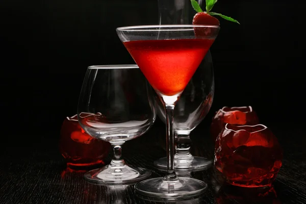 Backlit strawberry cocktail — Stock Photo, Image