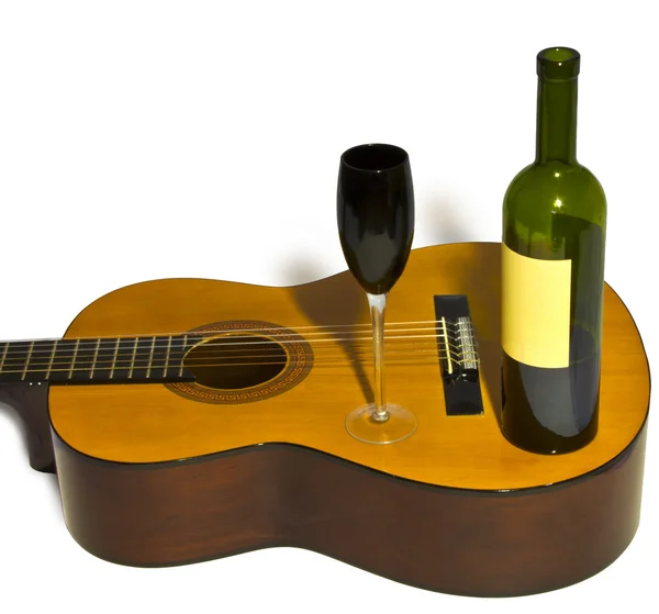 Гитара Бутылкой Вина Бокалом — стоковое фото