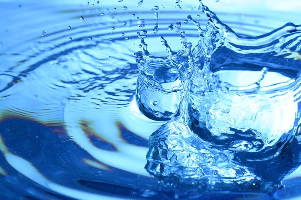 Colossalmente Blu Spruzzi Acqua Sfondi Purezza — Foto Stock