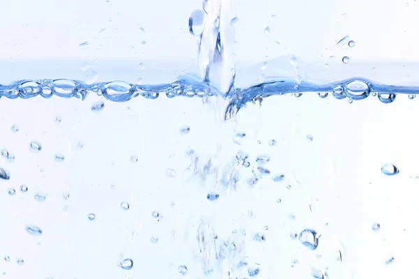 Vatten Bubblor Blose Upp Vit Bakgrund — Stockfoto