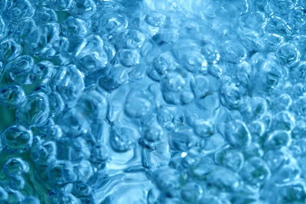 Vatten Bubblor Blose Upp Vit Bakgrund — Stockfoto