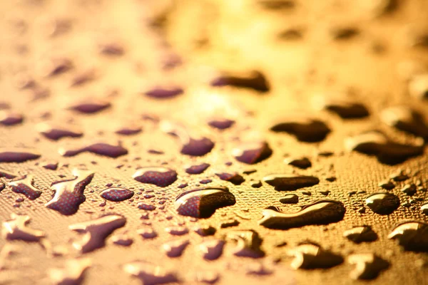 きれいな光沢のある水滴のマクロの背景 — ストック写真