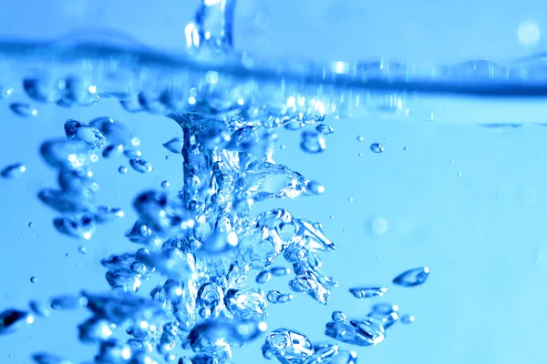 Burbujas de agua azul — Foto de Stock
