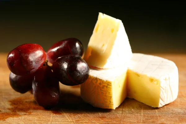 Τυρί brie — Φωτογραφία Αρχείου