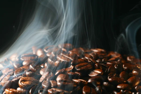 Makro Kaffebönor Aromarök — Stockfoto