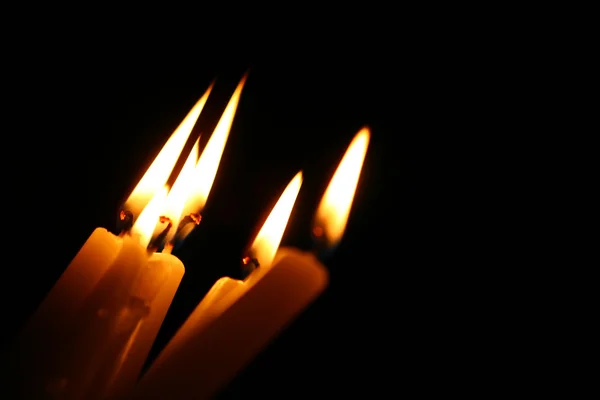 Posvátné Svíčky Tmě Černém Pozadí — Stock fotografie