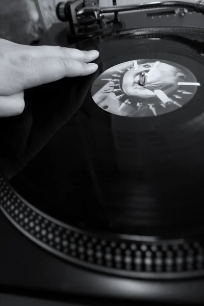 Mr. DJ scratch battle — стоковое фото
