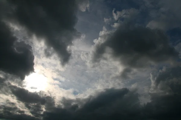 Mörk himmel — Stockfoto