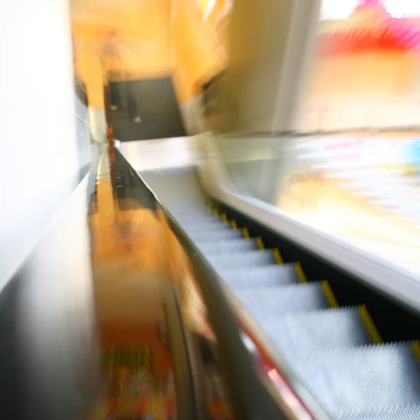 Unscharfe Rolltreppe — Stockfoto