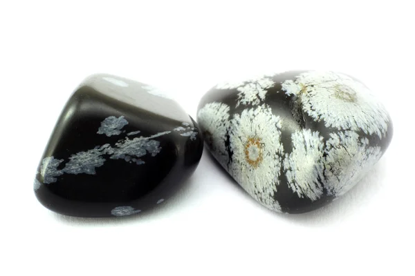 Copo de nieve Obsidiana piedra de nacimiento . —  Fotos de Stock