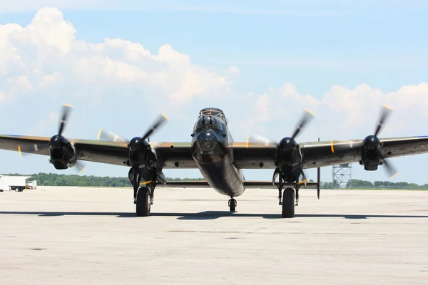 Tweede Wereldoorlog legendarische vliegtuigen bommenwerper. — Stockfoto