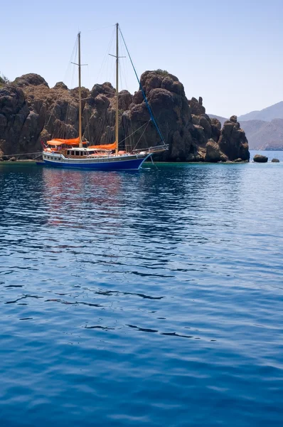 Jachtcharter in de Egeïsche zee. Stockafbeelding