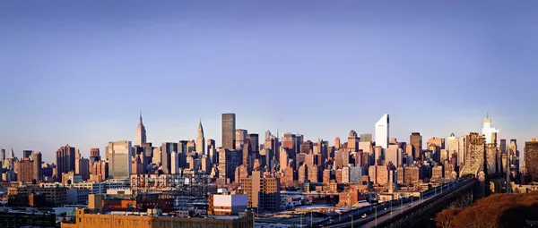 Panorama da cidade de Nova Iorque ao nascer do sol — Fotografia de Stock
