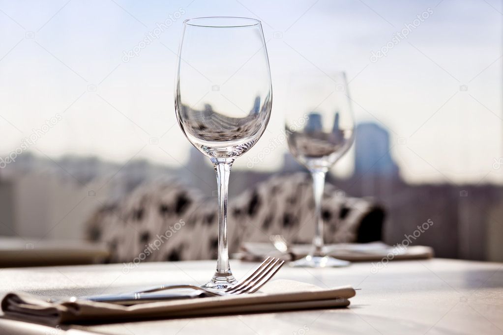 Fine restaurant setting