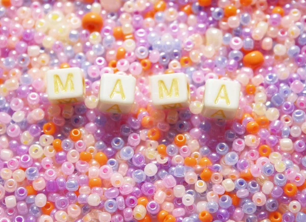 Fond de perles artisanales décoratives multicolores en plastique — Photo