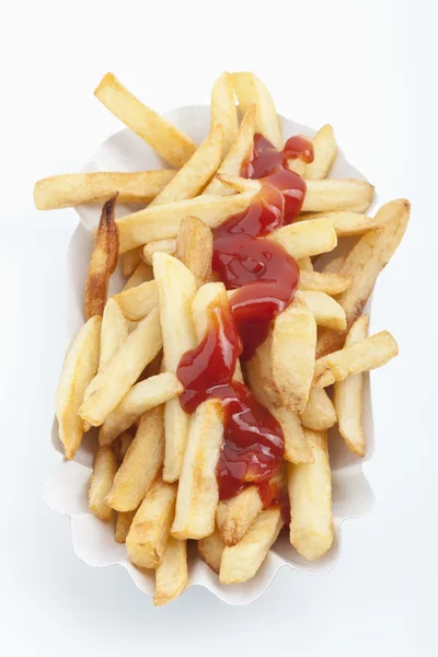 Pommes med ketchup, pommes frites — Stockfoto