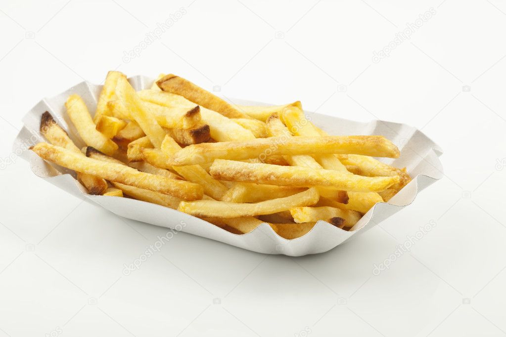 French fries on a paper plate, Pommes auf einem Pappteller