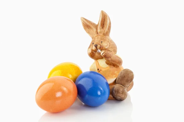 Easter Bunny Sitting Next Colored Eggs — Stock Photo, Image