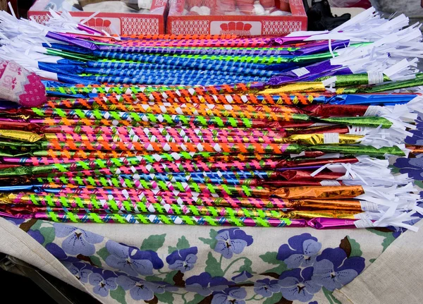Caramelle colorate vendute alla fiera di primavera — Foto Stock