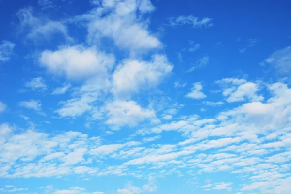 Wolken lucht — Stockfoto