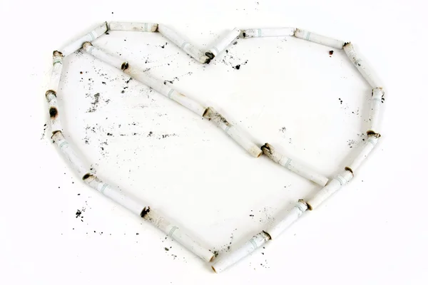 Αναμμένο Τσιγάρο Αποτελούν Μια Καρδιά Μια Γραμμή Μέσα Από Αυτό Εικόνα Αρχείου