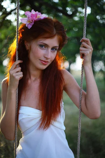 Portret van de roodharige meisje — Stockfoto