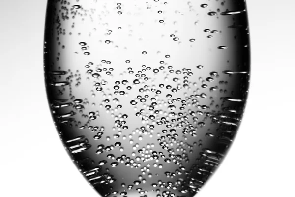 Negro Una Imagen Blanca Burbujas Formadas Agua Tónica — Foto de Stock