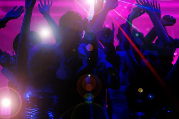 Dans action i en disco club — Stockfoto