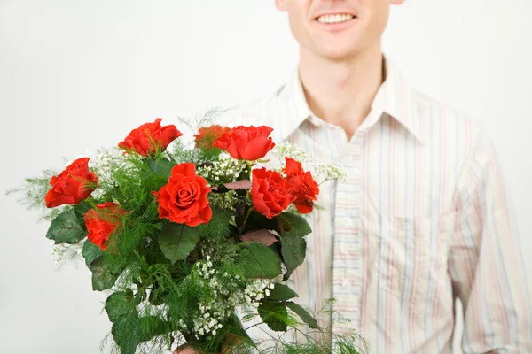 ผู้ชายที่มีดอกกุหลาบ — ภาพถ่ายสต็อก