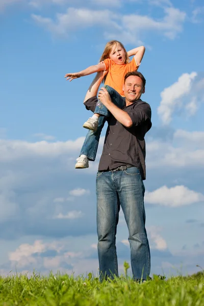 Otec a jeho dítě - dcera — Stock fotografie