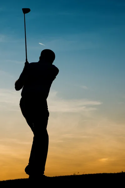 Senior man playing golf — Stock Photo, Image