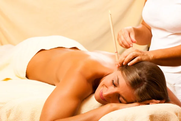 Woman in wellness and spa — Stock Photo, Image