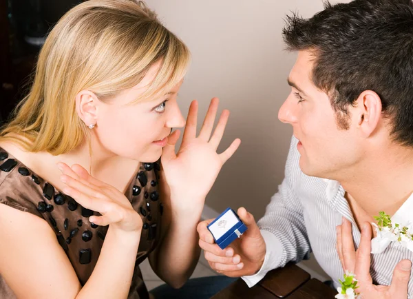 Couple - he is proposing — Stock Photo, Image