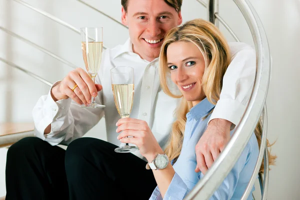Geschäftspaar - Mann und Frau — Stockfoto