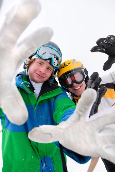 Σκιέρ και snowboarder με το — Φωτογραφία Αρχείου