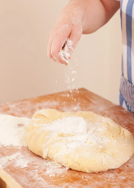 Baking biscuits, woman — Stock Photo, Image