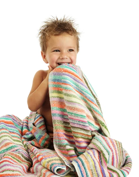 Sonriente niño en toalla —  Fotos de Stock