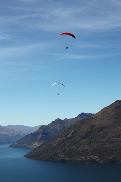 Paragliding in Queenstown — Stock Photo, Image