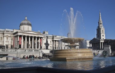 Londra 'daki Trafalgar Meydanı